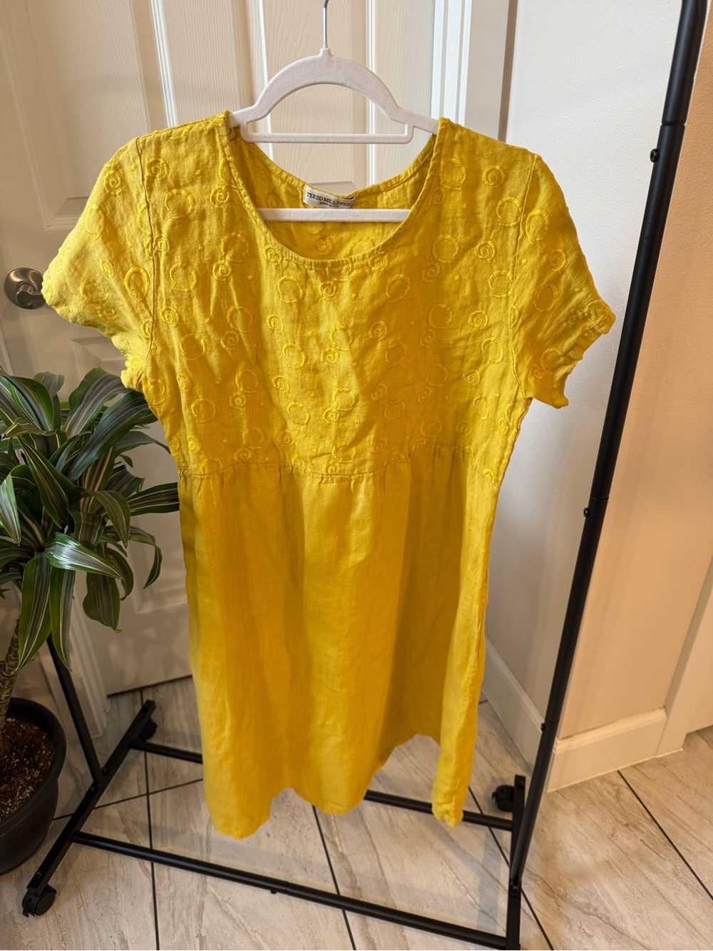 Yellow Embroidered Short-Sleeve Women's Dress